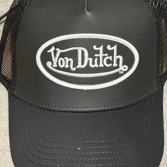Von Dutch Black Trucker Hat (this is the color changing hat) New - Picture 2 of 6